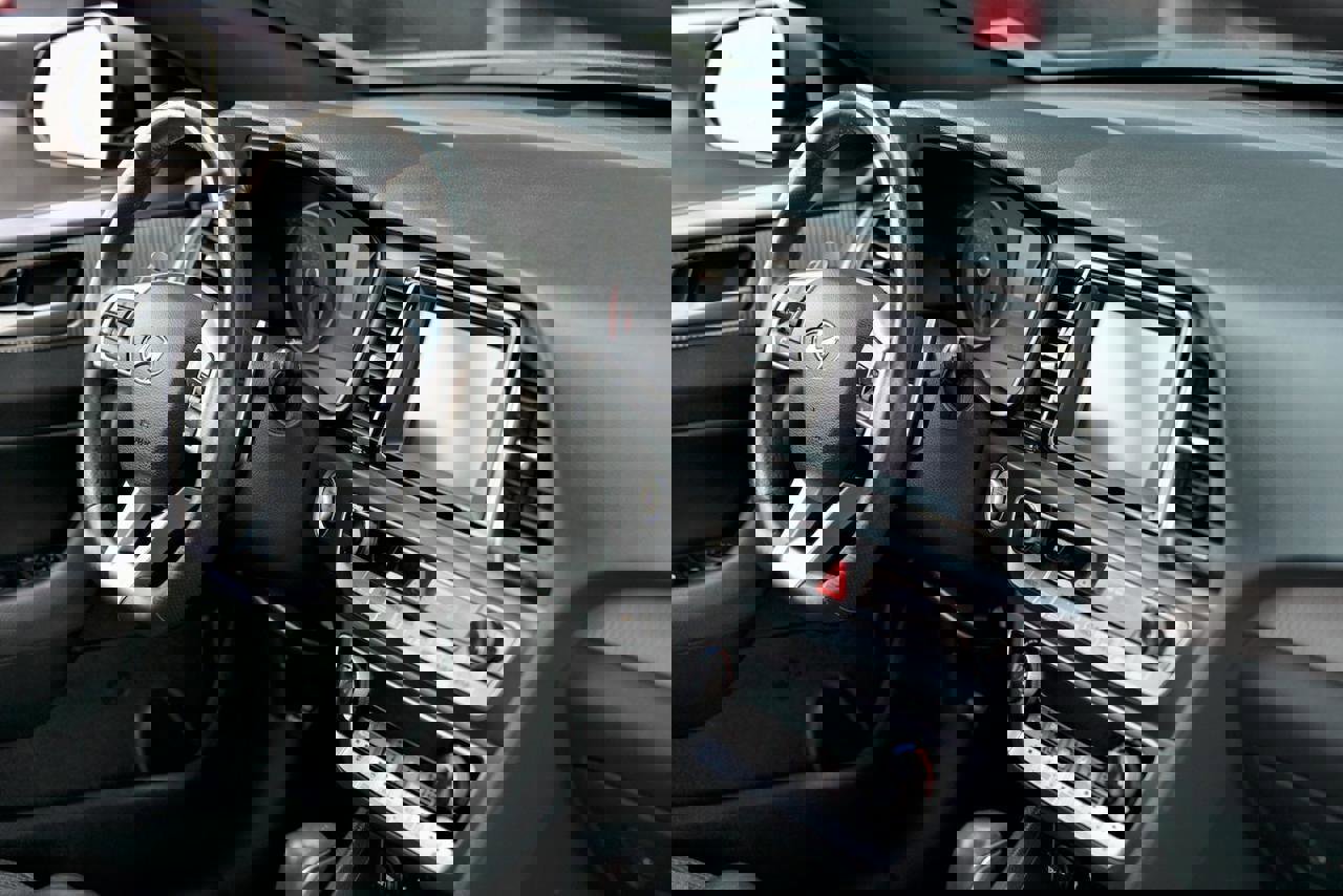 Used 2019 Hyundai Sonata Sport w/ Winter Weather Package image 33