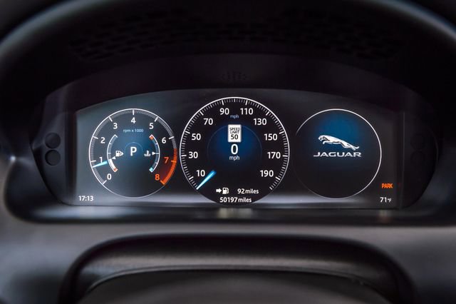 Used 2019 Jaguar XJ R-Sport image 18