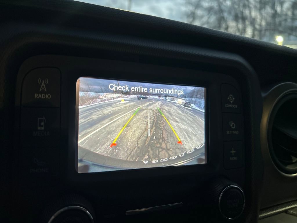 Used 2021 Jeep Wrangler Unlimited Willys image 14