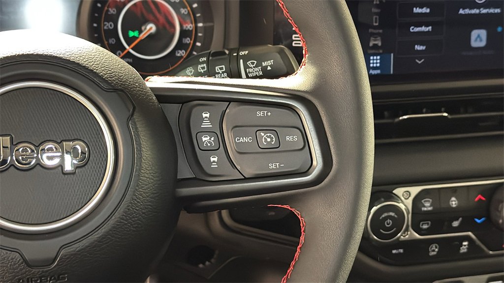 Used 2024 Jeep Wrangler Unlimited Rubicon w/ Technology Group image 21