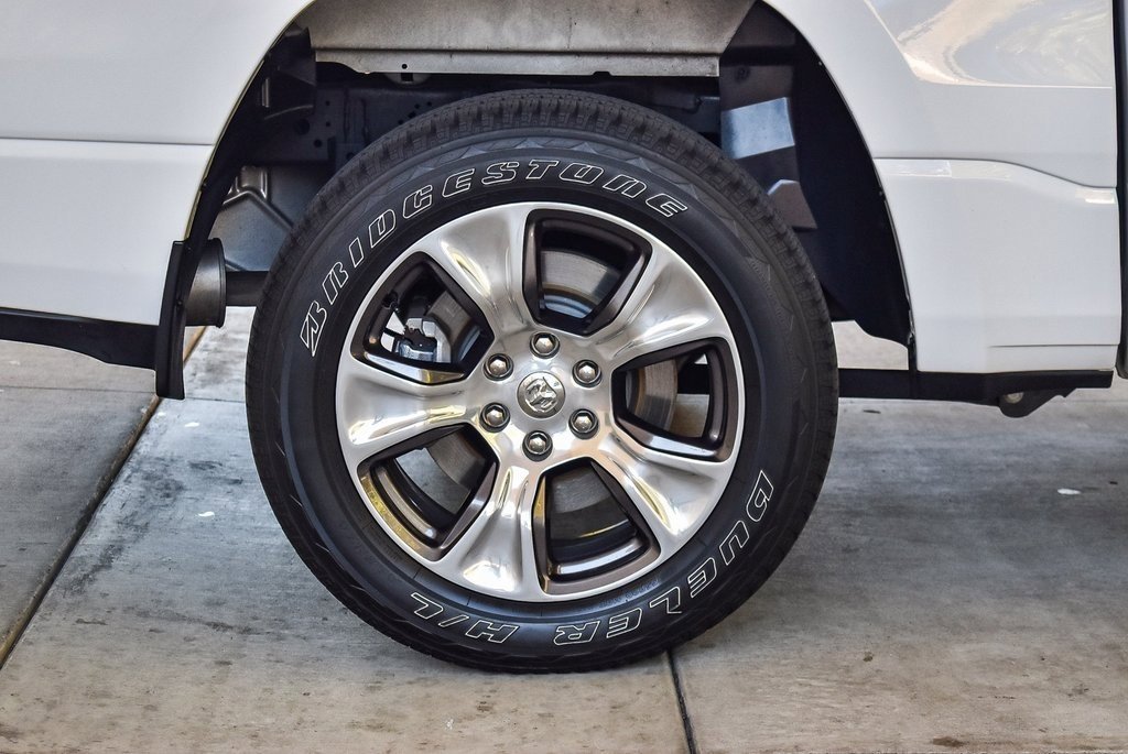 Used 2024 RAM 1500 Laramie image 12