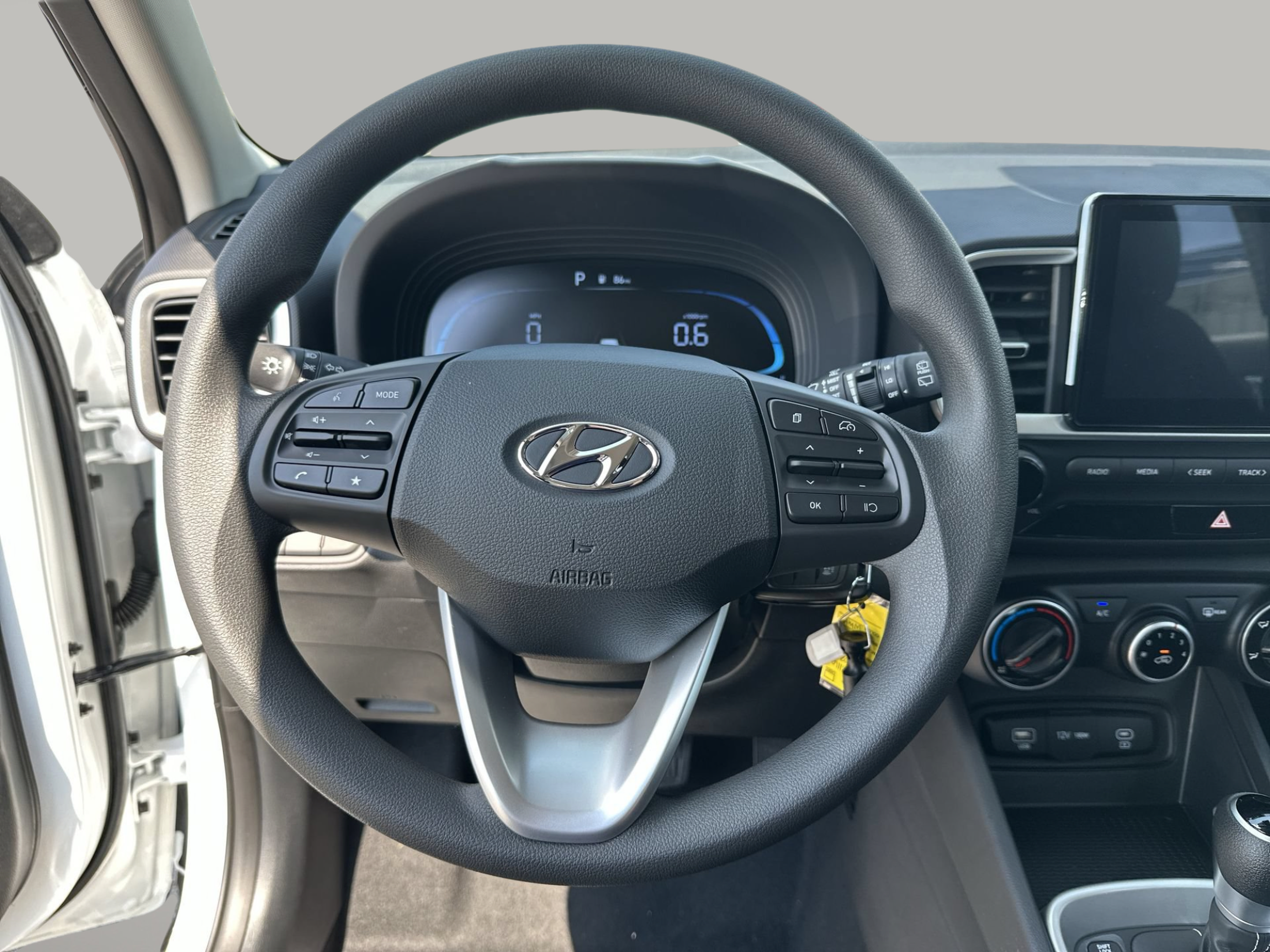 New 2026 Hyundai Venue SE FWD image 11