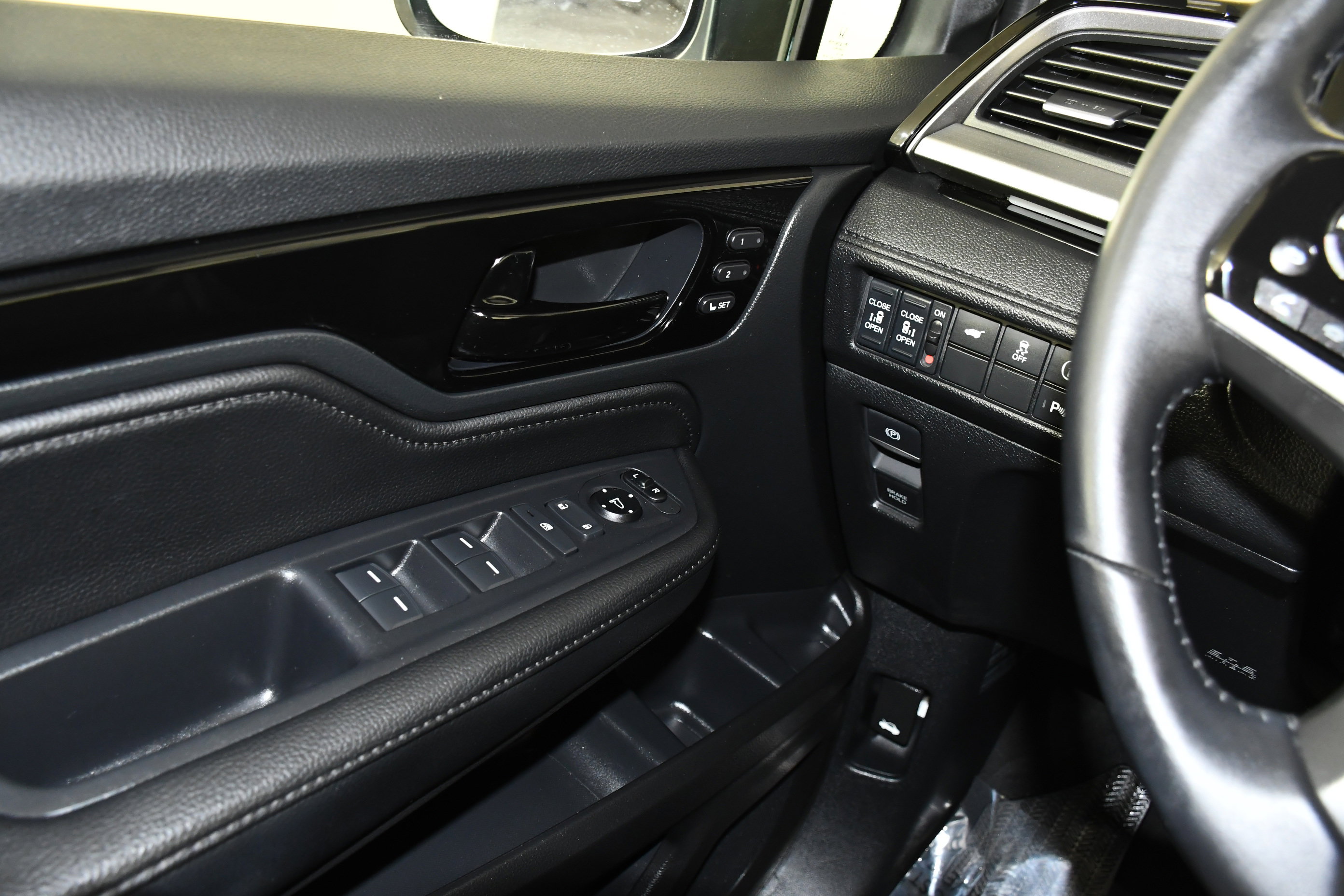 Certified 2023 Honda Odyssey Touring image 33