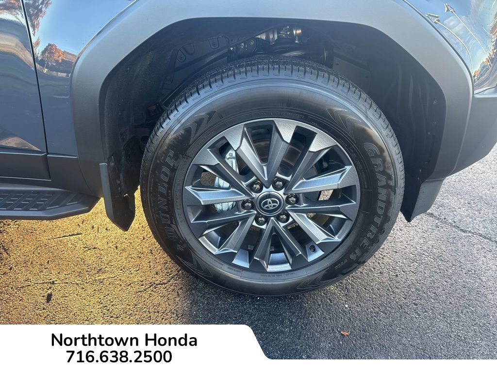 Used 2024 Toyota Land Cruiser image 14