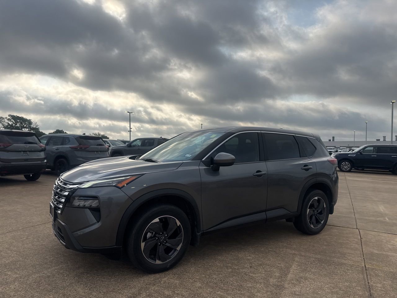 Certified 2024 Nissan Rogue SV image 9