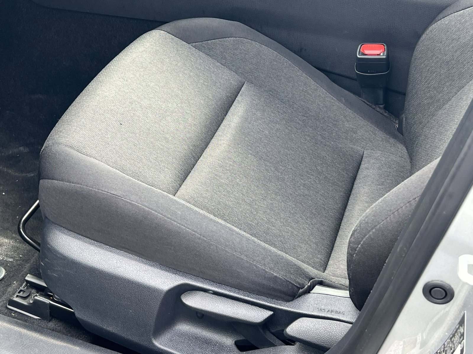 Used 2025 Toyota Camry LE image 12