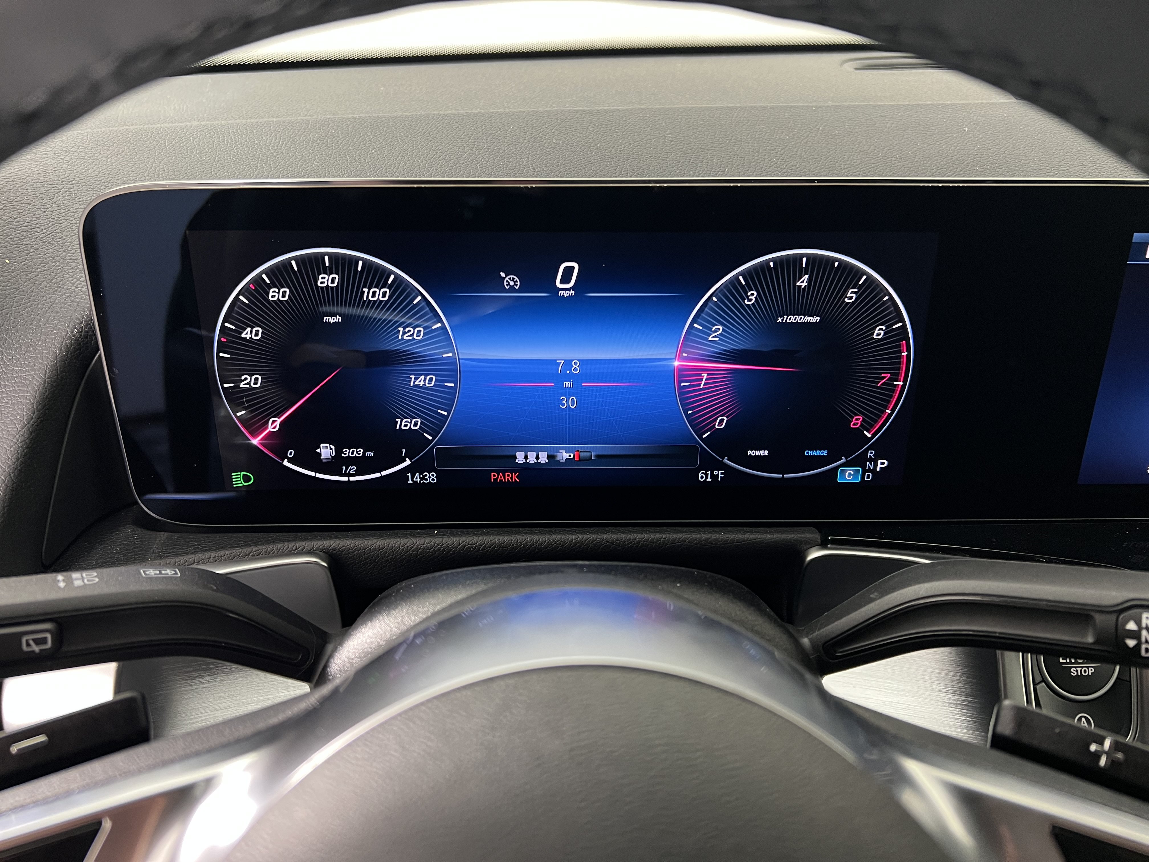 Used 2026 Mercedes-Benz GLB 250 4MATIC image 28