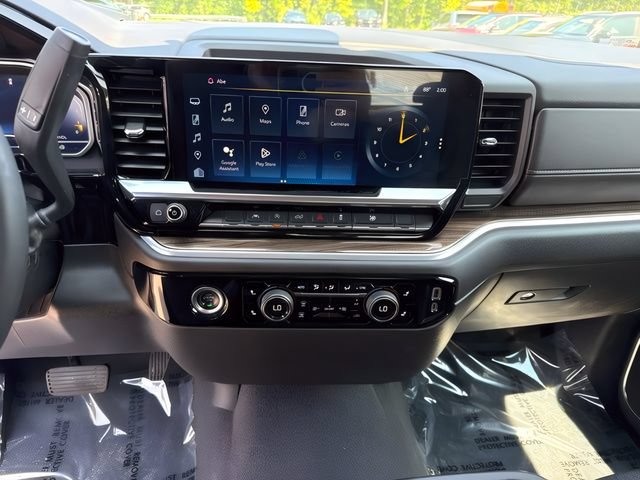 Used 2024 Chevrolet Silverado 1500 LT AWD/4WD image 22