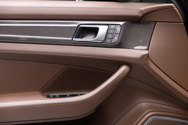 Used 2023 Porsche Panamera 4S Executive image 50