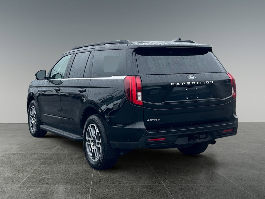 Used 2025 Ford Expedition Active AWD/4WD image 6