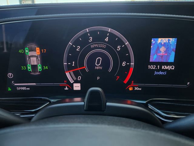 Used 2023 Cadillac Escalade V image 15