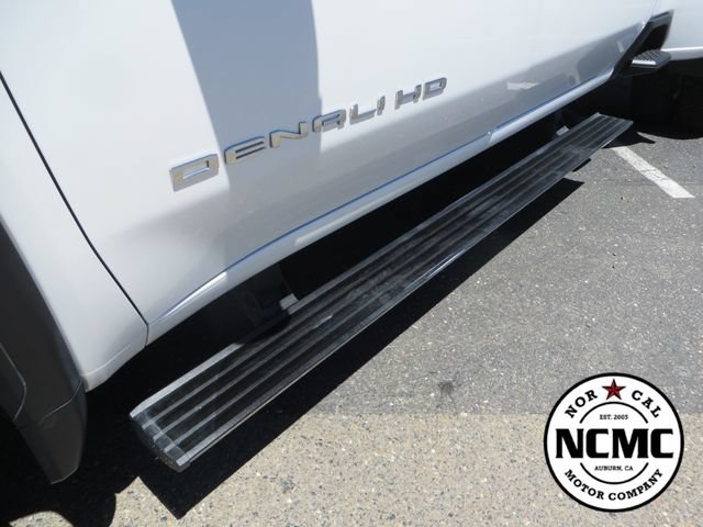 Used 2024 GMC Sierra 3500 Denali w/ Denali Reserve Package AWD/4WD image 21