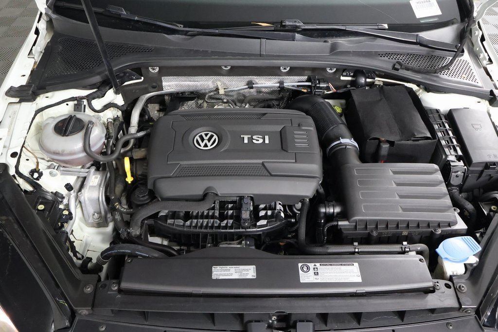 Used 2017 Volkswagen Golf S FWD image 14