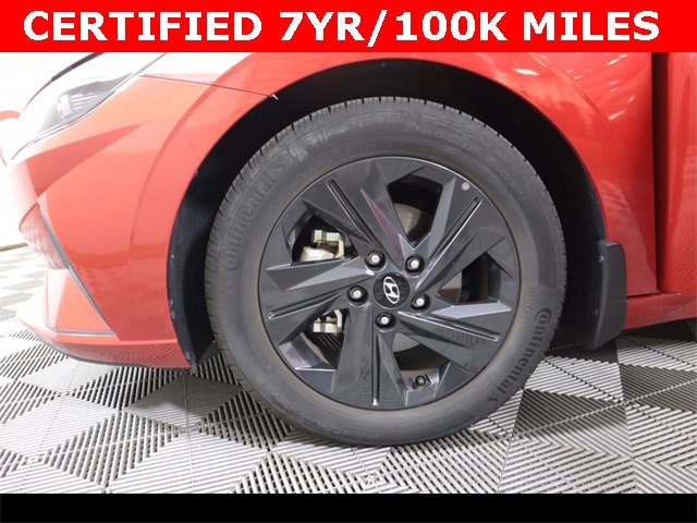 Used 2023 Hyundai Elantra SEL image 32