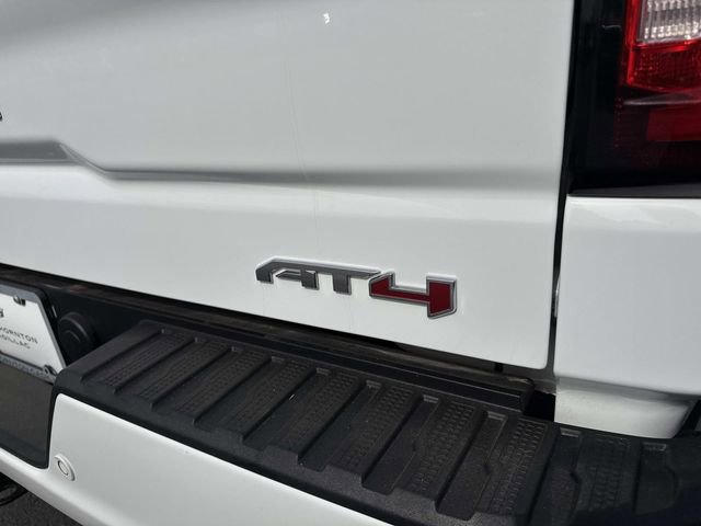 Used 2021 GMC Sierra 1500 AT4 w/ AT4 Value Package AWD/4WD image 4