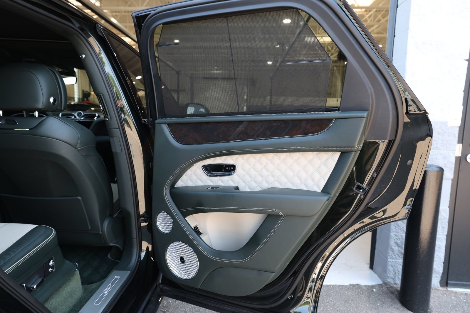 Certified 2022 Bentley Bentayga Speed AWD/4WD image 28