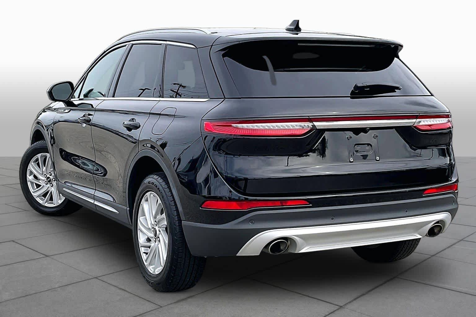 Used 2020 Lincoln Corsair FWD image 12