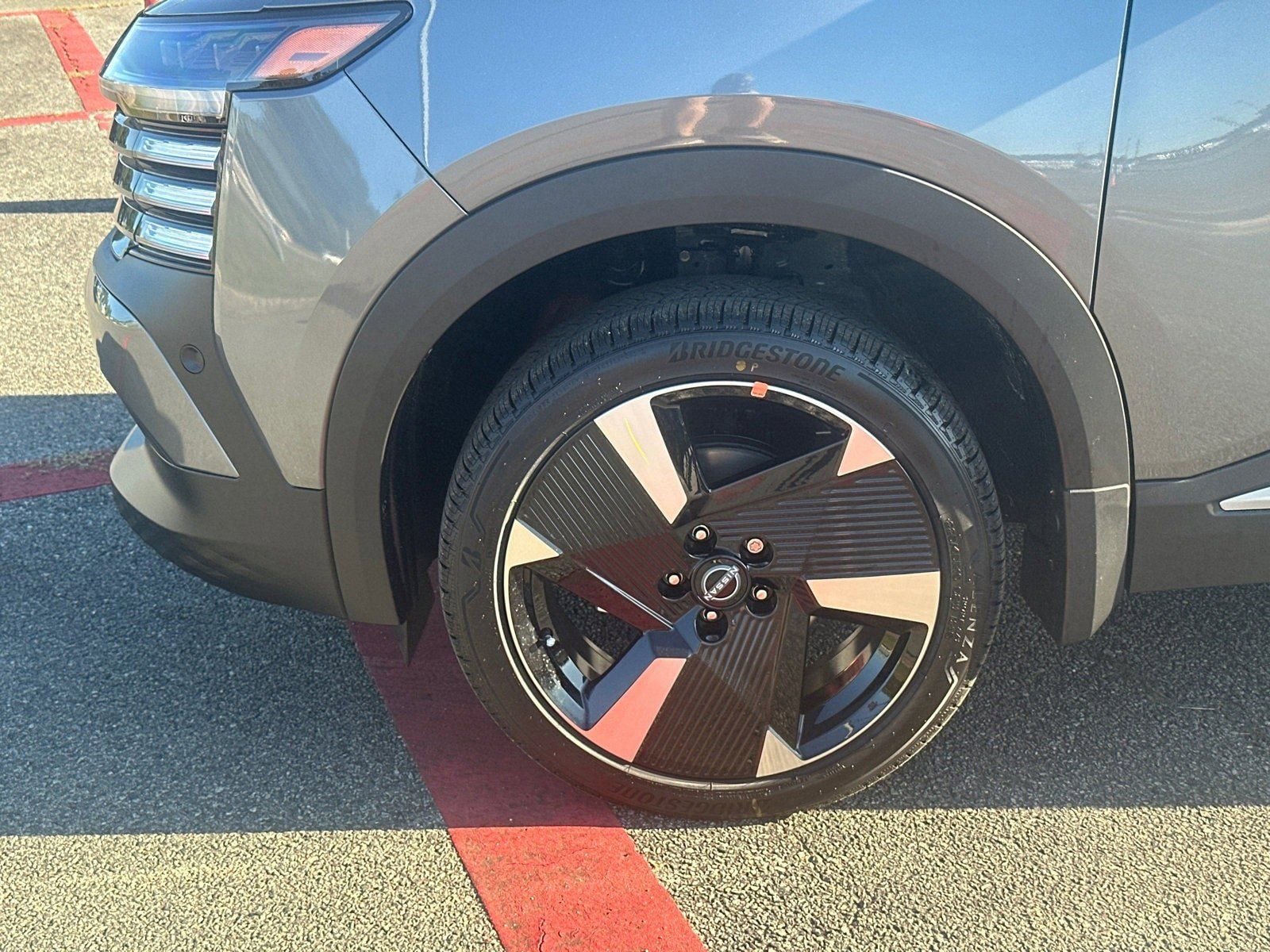 New 2026 Nissan Kicks SR image 11