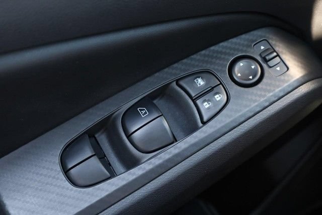 Certified 2025 Nissan Altima 2.5 SV w/ SV Premium Package FWD image 18