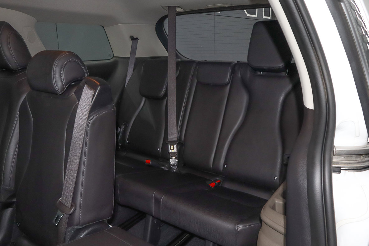 Used 2025 Kia Carnival image 9