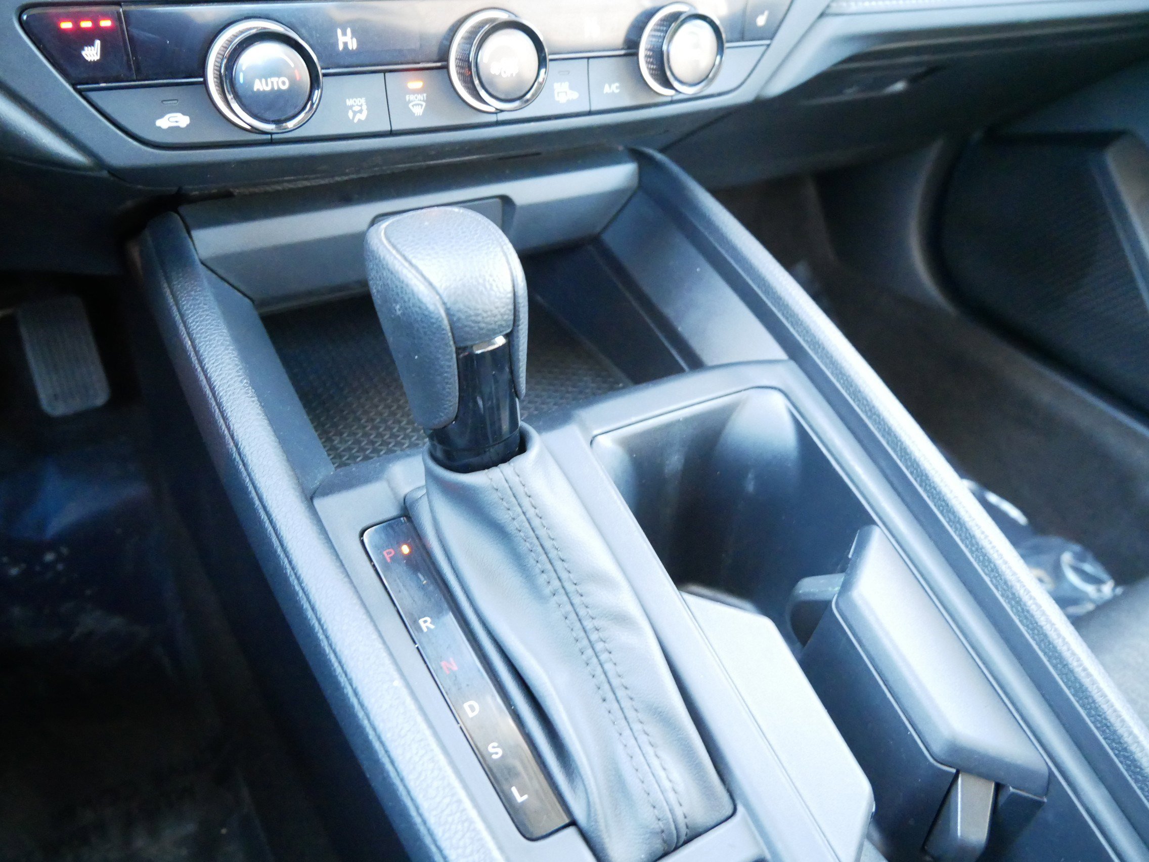 Used 2023 Honda Accord EX image 25