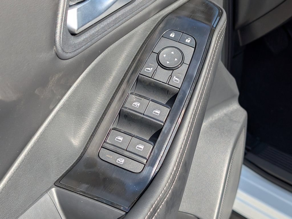 New 2026 Nissan Rogue SV FWD image 16