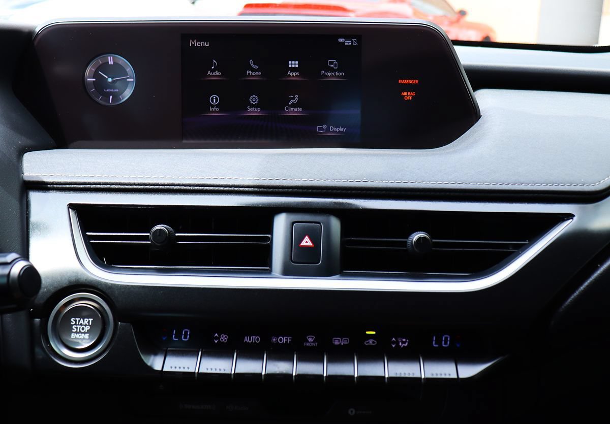 Used 2019 Lexus UX 200 w/ Premium Package FWD image 49