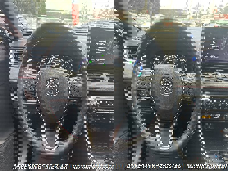 Used 2023 Toyota RAV4 SE image 17