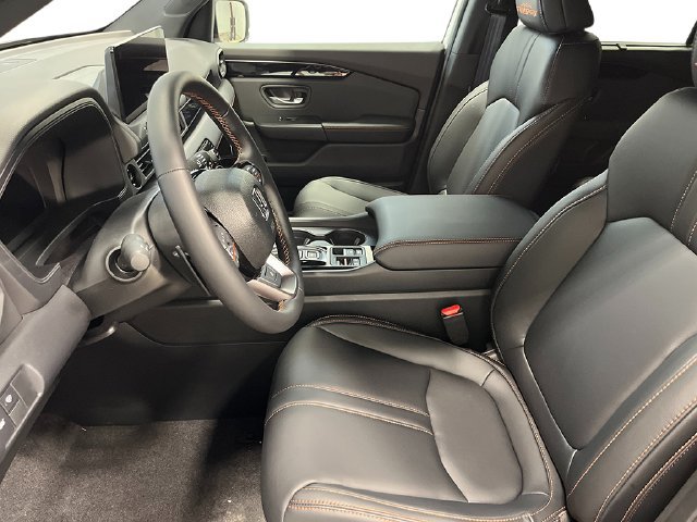 New 2026 Honda Pilot TrailSport image 12