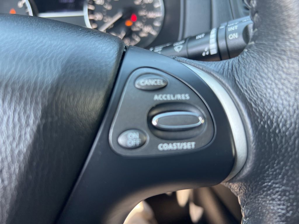 Used 2018 Nissan Pathfinder SV w/ Cargo Package image 61