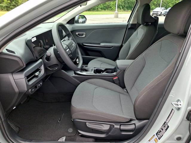 New 2026 Kia K4 FWD image 9