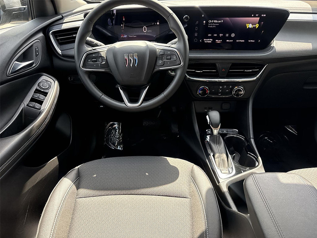 Used 2025 Buick Encore GX Preferred FWD image 18