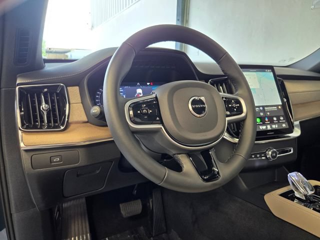 New 2026 Volvo XC90 B6 Plus w/ Protection Package Premier AWD/4WD image 11