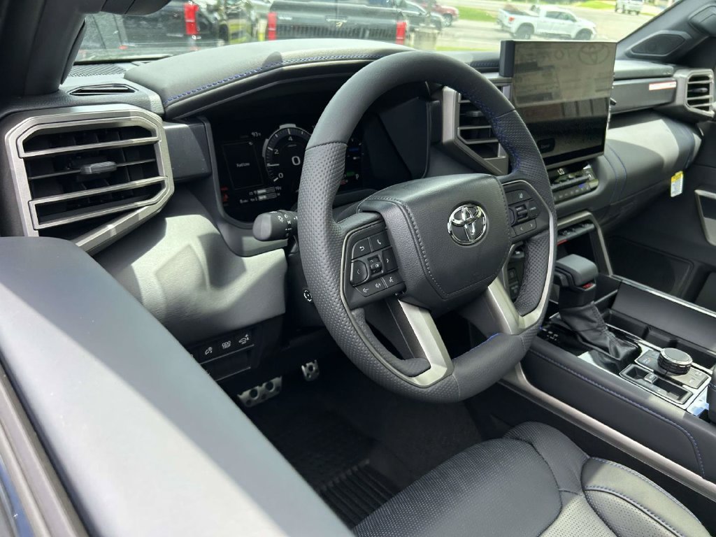 New 2026 Toyota Tundra Platinum w/ TRD Off-Road Package AWD/4WD image 15