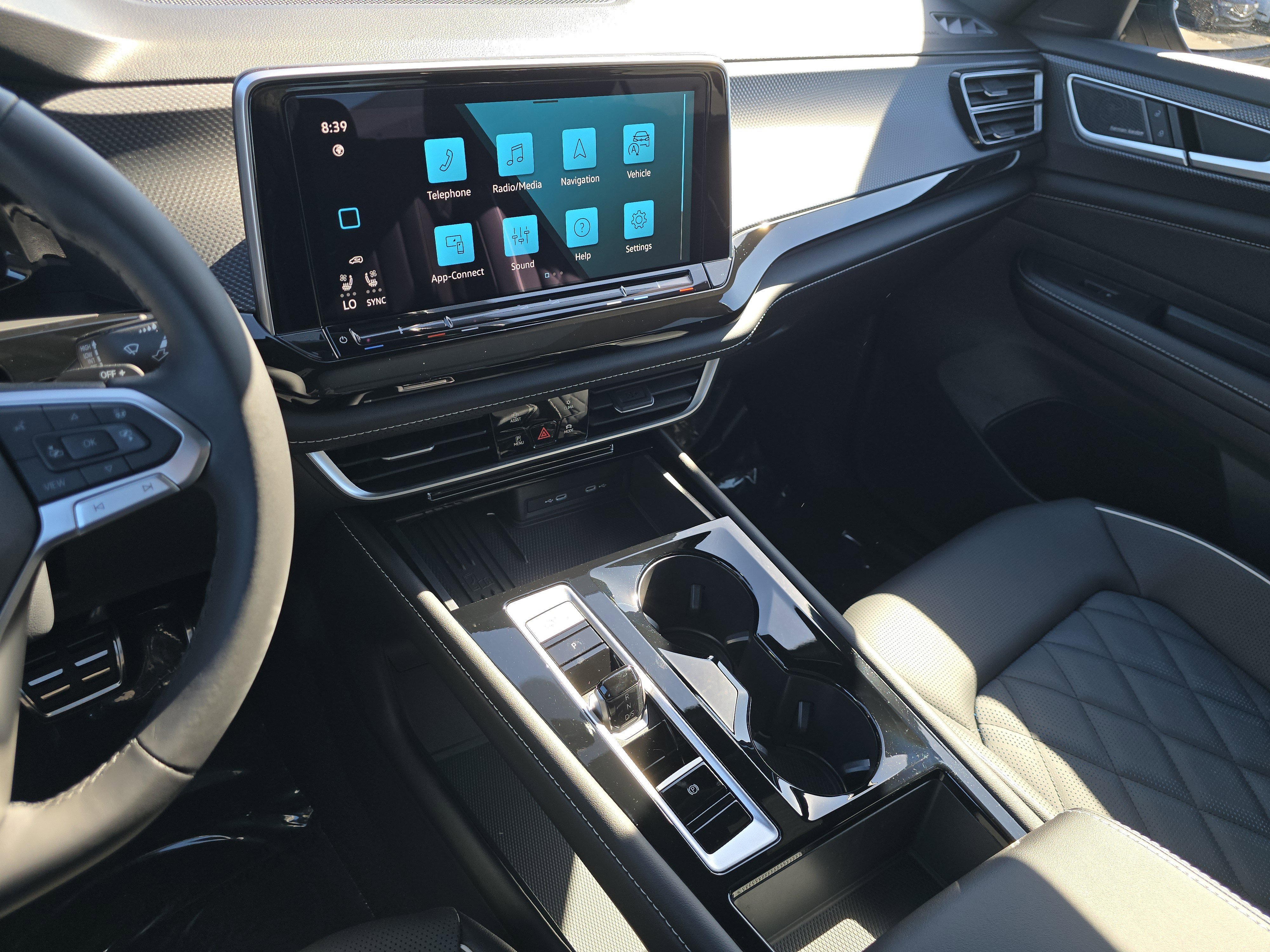 New 2026 Volkswagen Atlas Cross Sport SEL Premium R-Line image 24