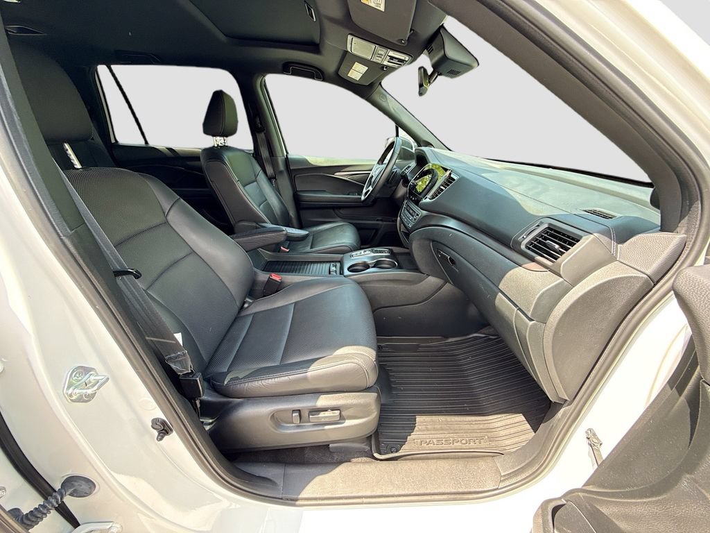 Used 2023 Honda Passport EX-L image 31