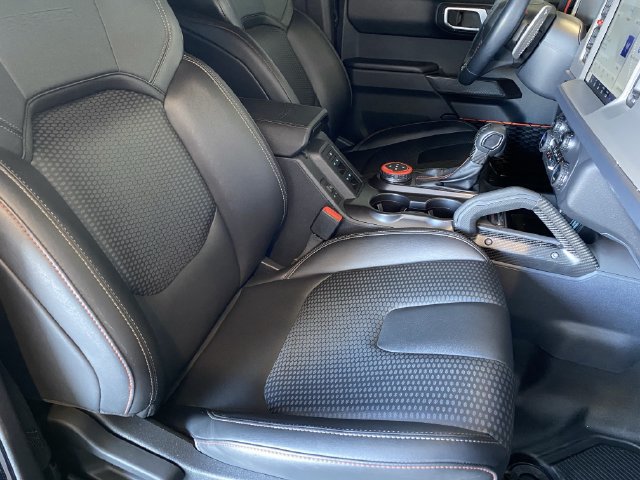 Used 2024 Ford Bronco Raptor w/ Interior Carbon Fiber Pack 6 AWD/4WD image 9