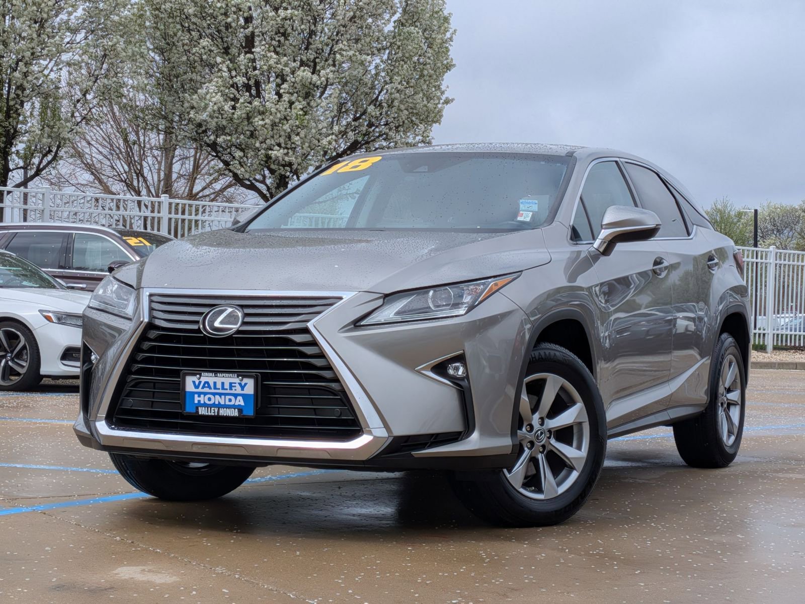 Used 2018 Lexus RX 350 FWD w/ Accessory Package image 2