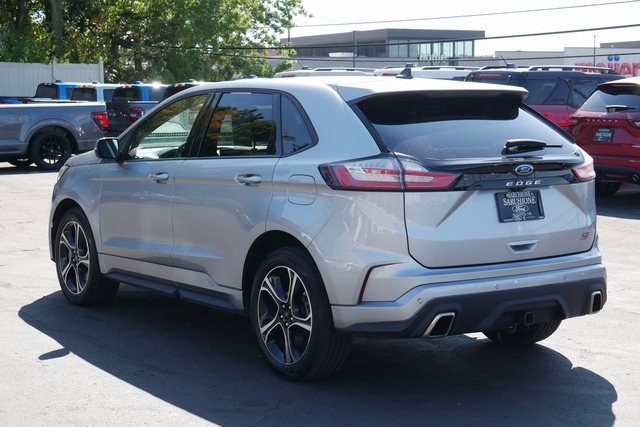 Used 2022 Ford Edge ST image 7