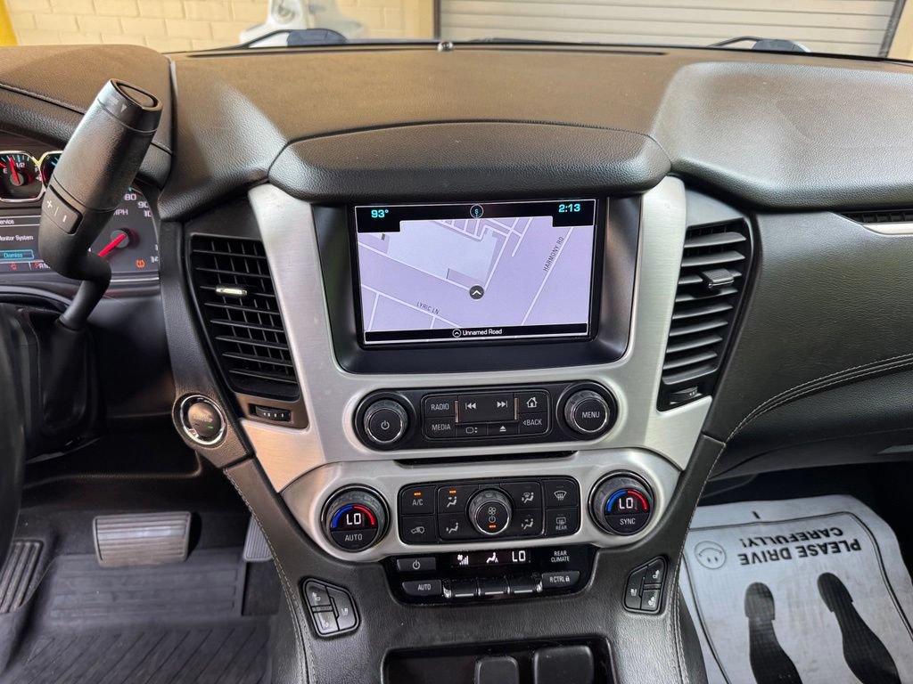 Used 2020 GMC Yukon XL SLT w/ Open Road Package AWD/4WD image 16