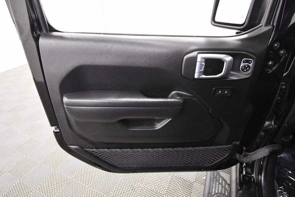 Used 2023 Jeep Wrangler Sport image 12