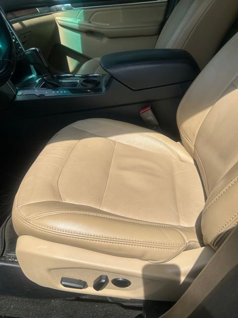 Used 2016 Ford Explorer Limited image 13