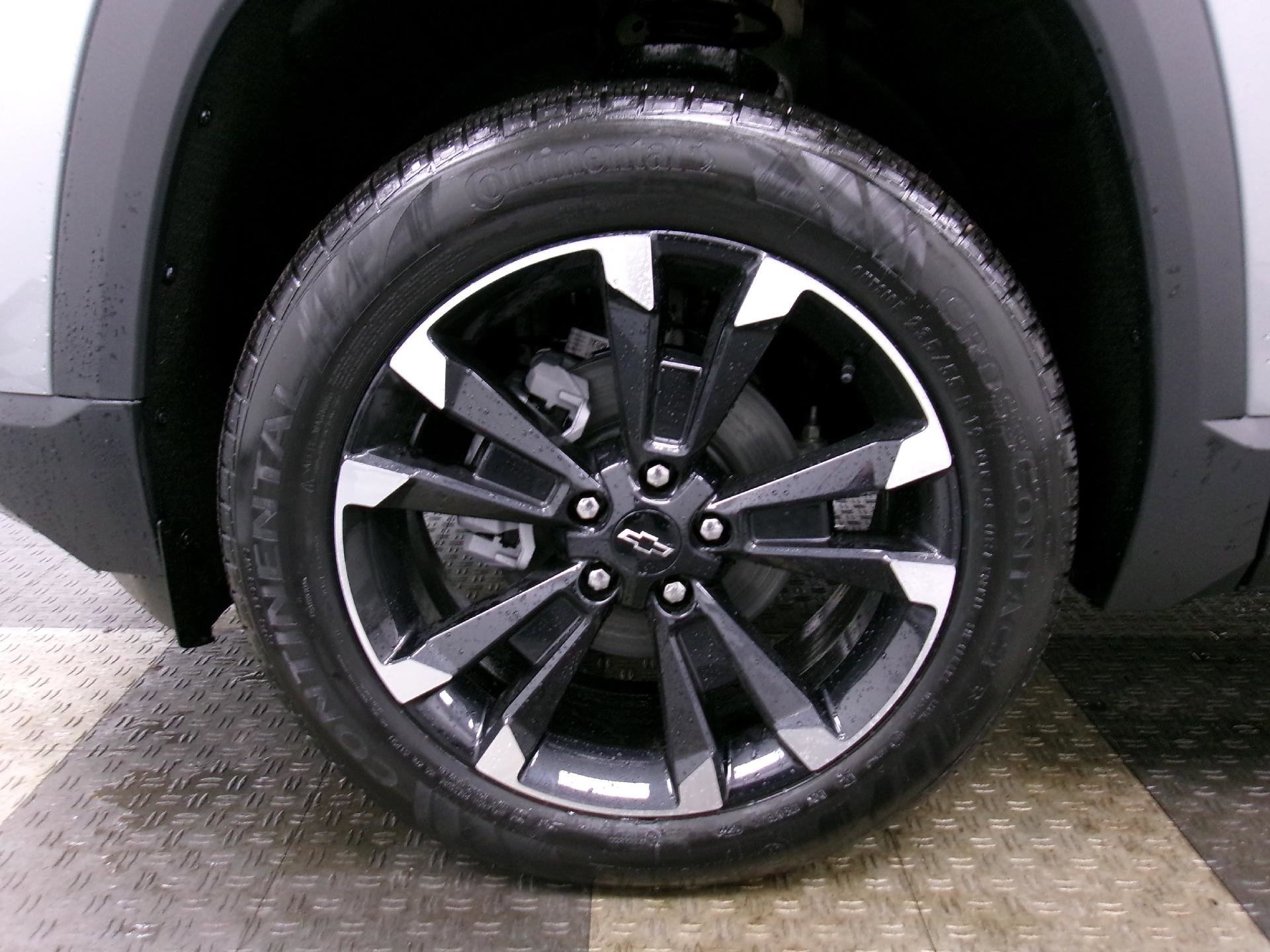 New 2026 Chevrolet Equinox RS w/ Convenience Package III image 17