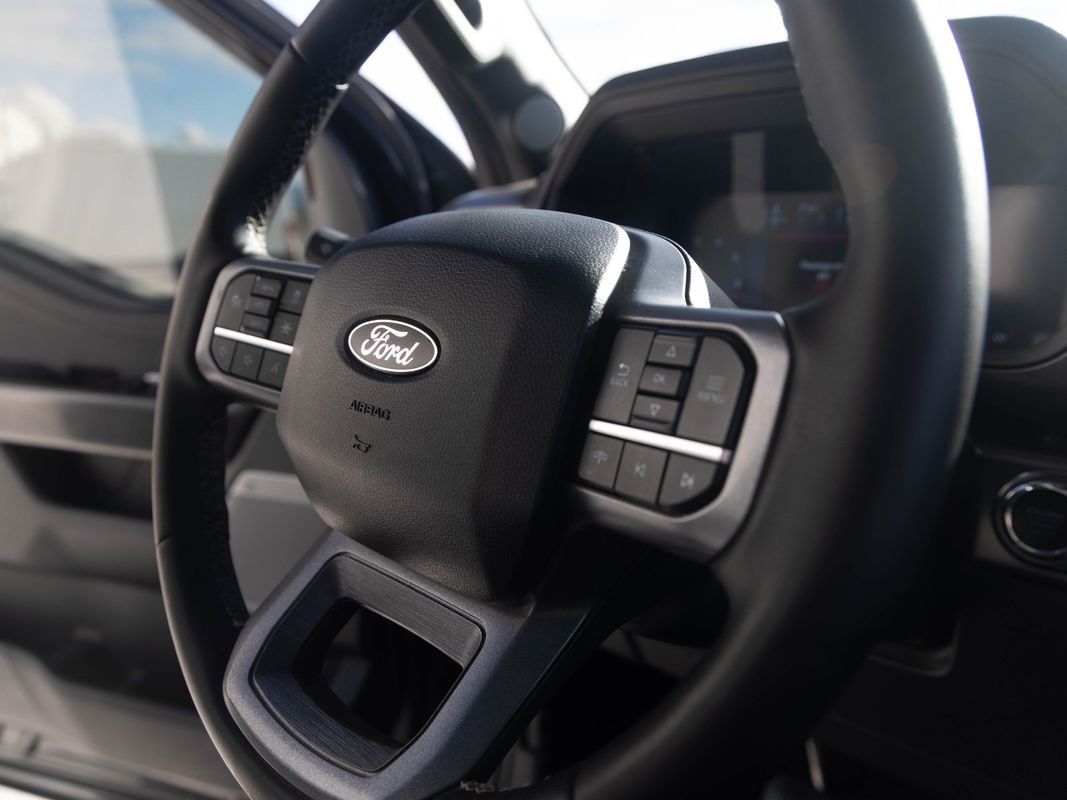 Used 2025 Ford F150 Lariat AWD/4WD image 27