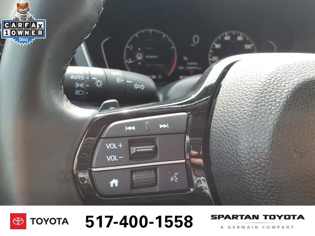 Used 2025 Honda Pilot EX-L image 16