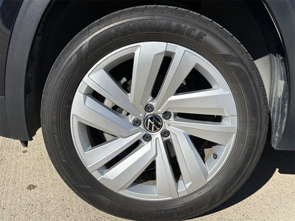 Used 2023 Volkswagen Atlas Cross Sport SE image 9