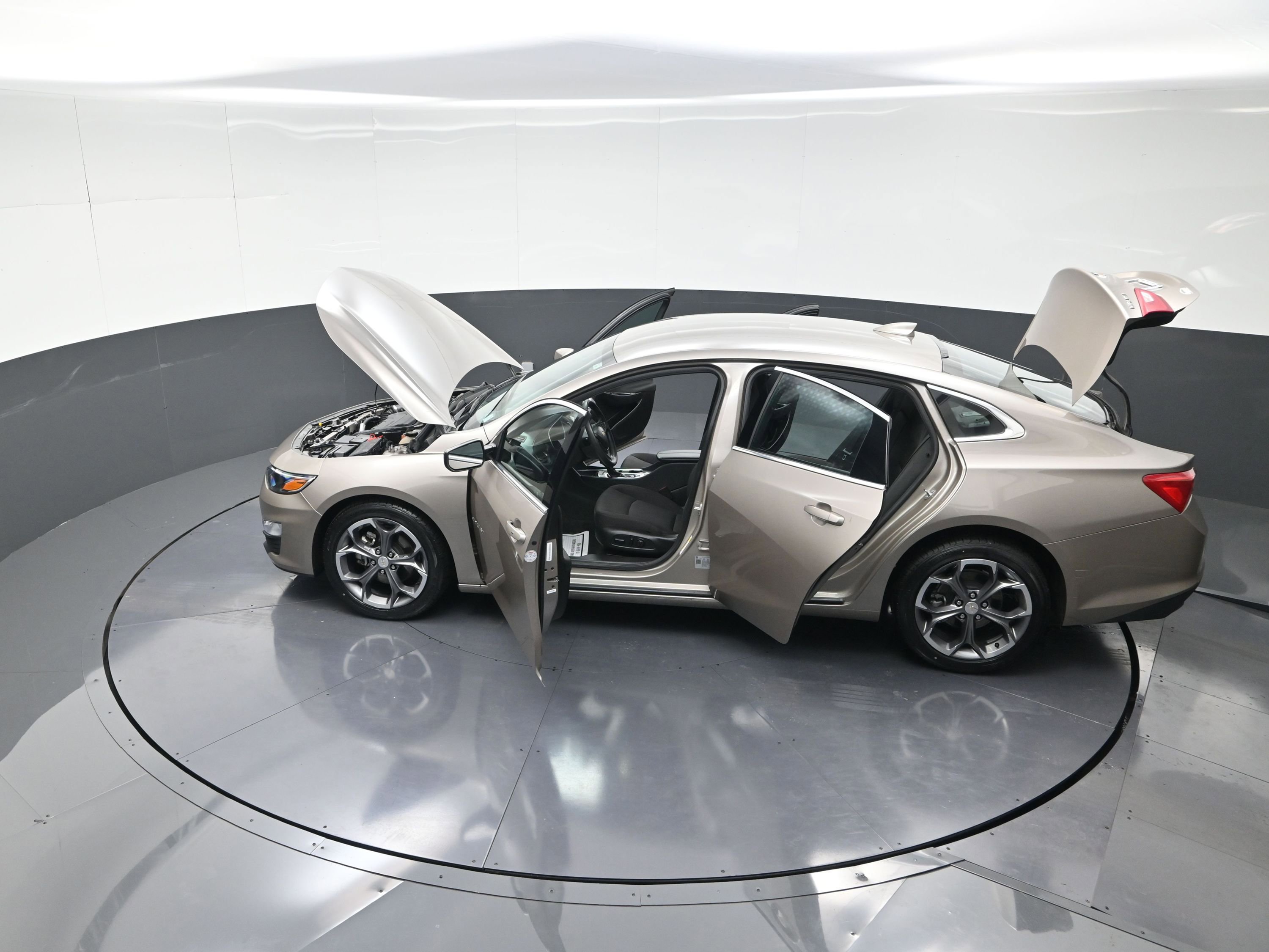 Used 2024 Chevrolet Malibu LT image 15