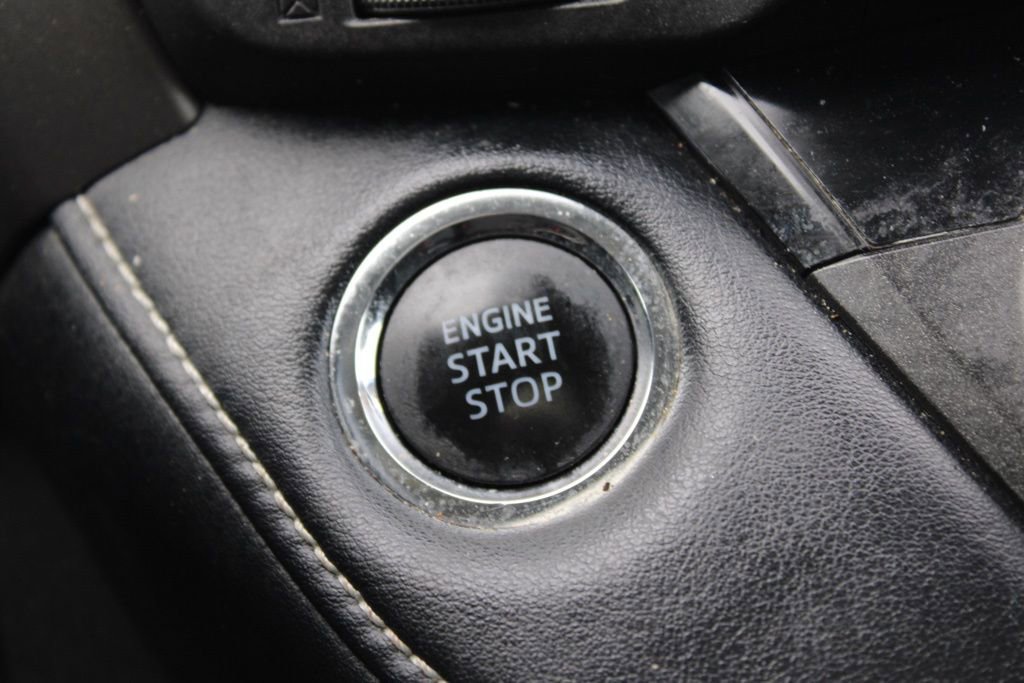 Used 2018 Toyota RAV4 XLE image 32