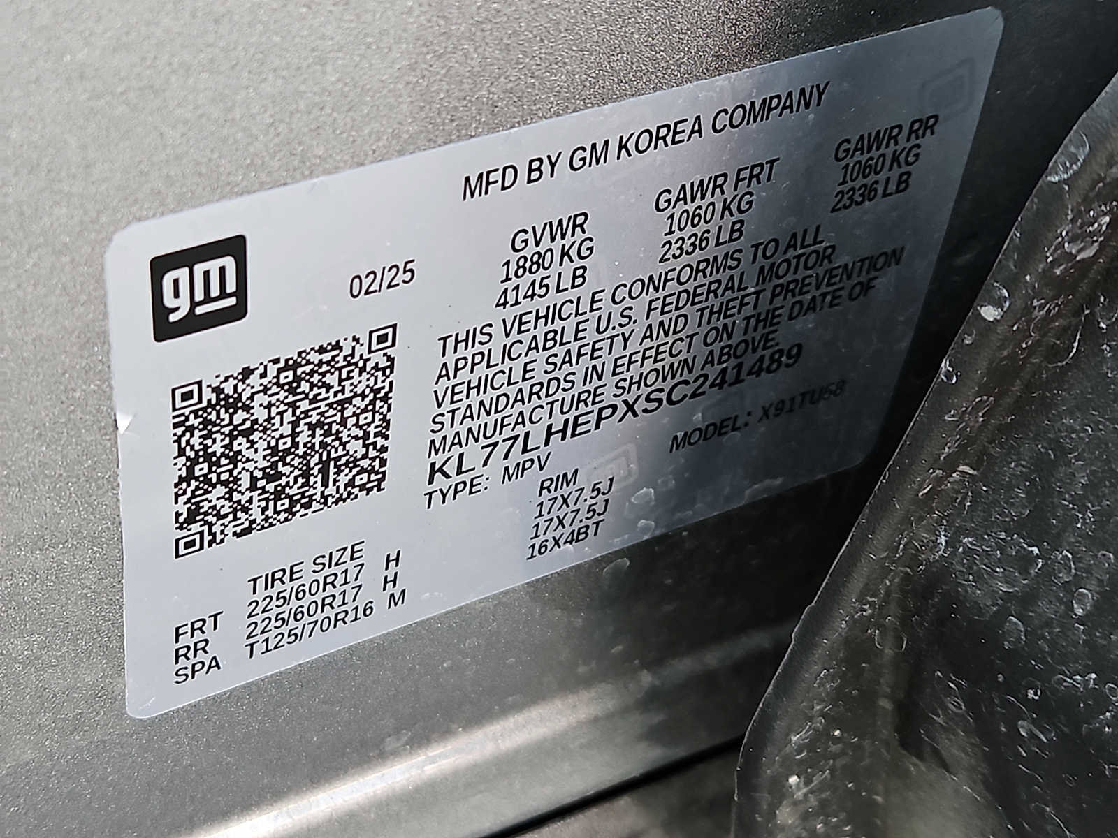 Used 2025 Chevrolet Trax LT w/ LT Convenience Package image 27