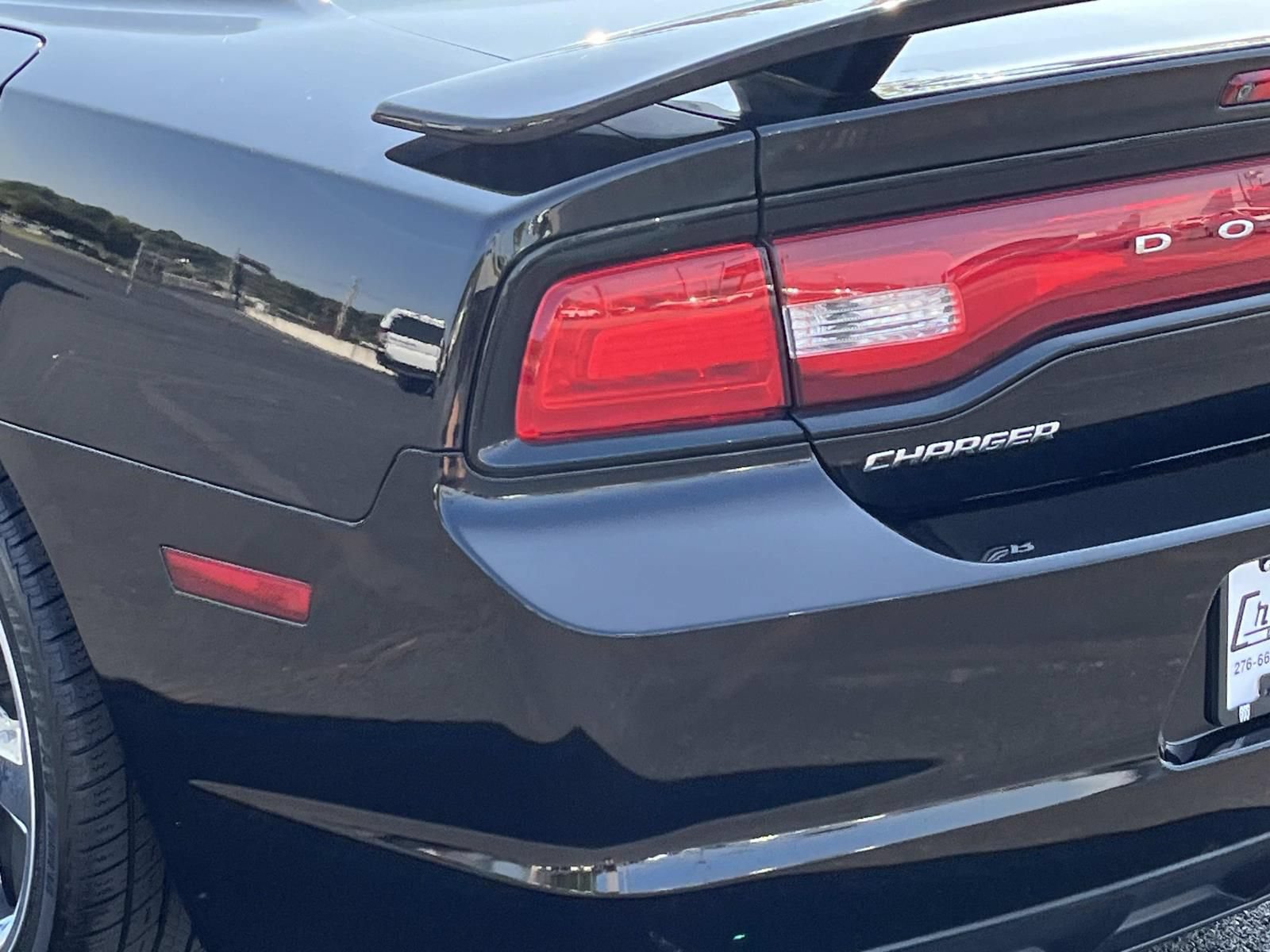 Used 2013 Dodge Charger SXT Plus RWD image 5